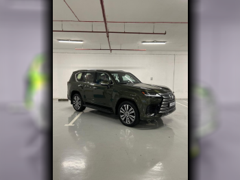 Lexus  LX  600 Luxury  2025  Automatic  0 Km  6 Cylinder  Four Wheel Drive (4WD)  SUV  Green  With Warranty