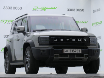 Jetour  T2  Luxury  2025  Automatic  9,000 Km  4 Cylinder  Four Wheel Drive (4WD)  SUV  Silver  With Warranty