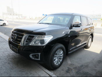 Nissan  Patrol  LE  2016  Automatic  206,000 Km  8 Cylinder  Four Wheel Drive (4WD)  SUV  Black