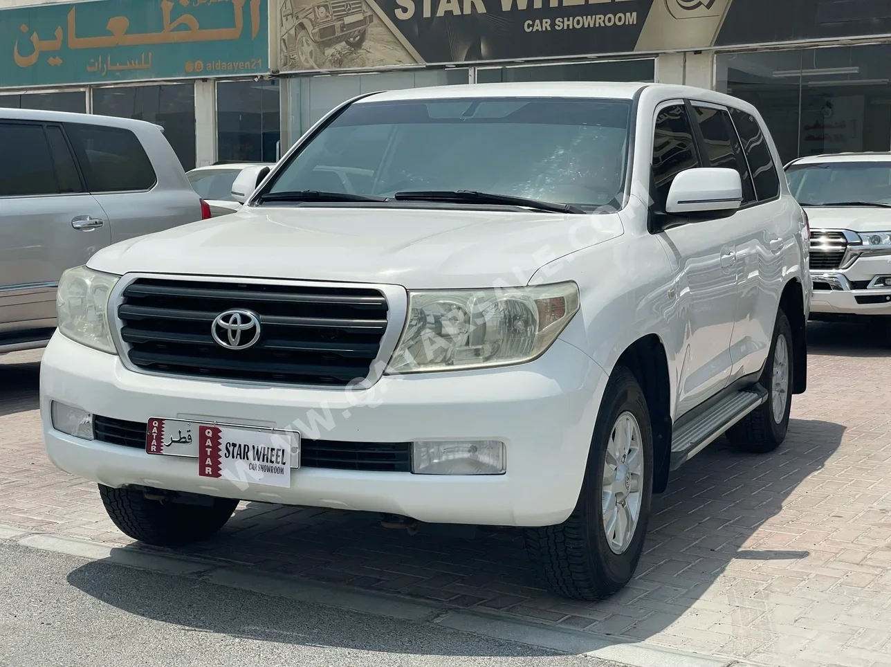 Toyota  Land Cruiser  G  2011  Automatic  502,000 Km  6 Cylinder  Four Wheel Drive (4WD)  SUV  White