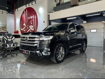 Toyota  Land Cruiser  VXR Twin Turbo  2024  Automatic  9,000 Km  6 Cylinder  Four Wheel Drive (4WD)  SUV  Black  With Warranty
