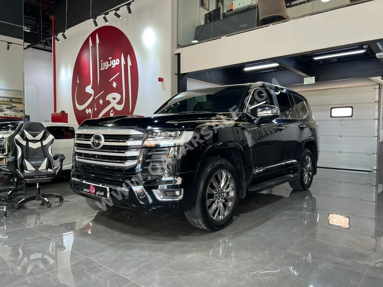Toyota  Land Cruiser  VXR Twin Turbo  2024  Automatic  9,000 Km  6 Cylinder  Four Wheel Drive (4WD)  SUV  Black  With Warranty