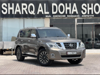 Nissan  Patrol  Platinum  2015  Automatic  182,000 Km  8 Cylinder  Four Wheel Drive (4WD)  SUV  Gray