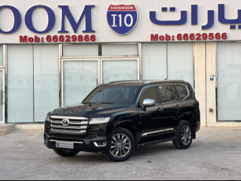 Toyota  Land Cruiser  VX Twin Turbo  2023  Automatic  49,000 Km  6 Cylinder  Four Wheel Drive (4WD)  SUV  Black  With Warranty