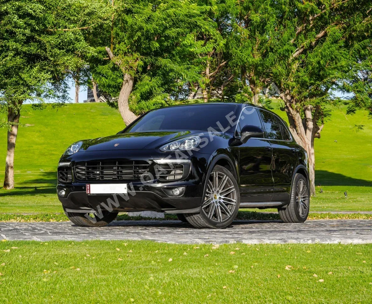 Porsche  Cayenne  S  2015  Automatic  78,000 Km  8 Cylinder  Four Wheel Drive (4WD)  SUV  Black