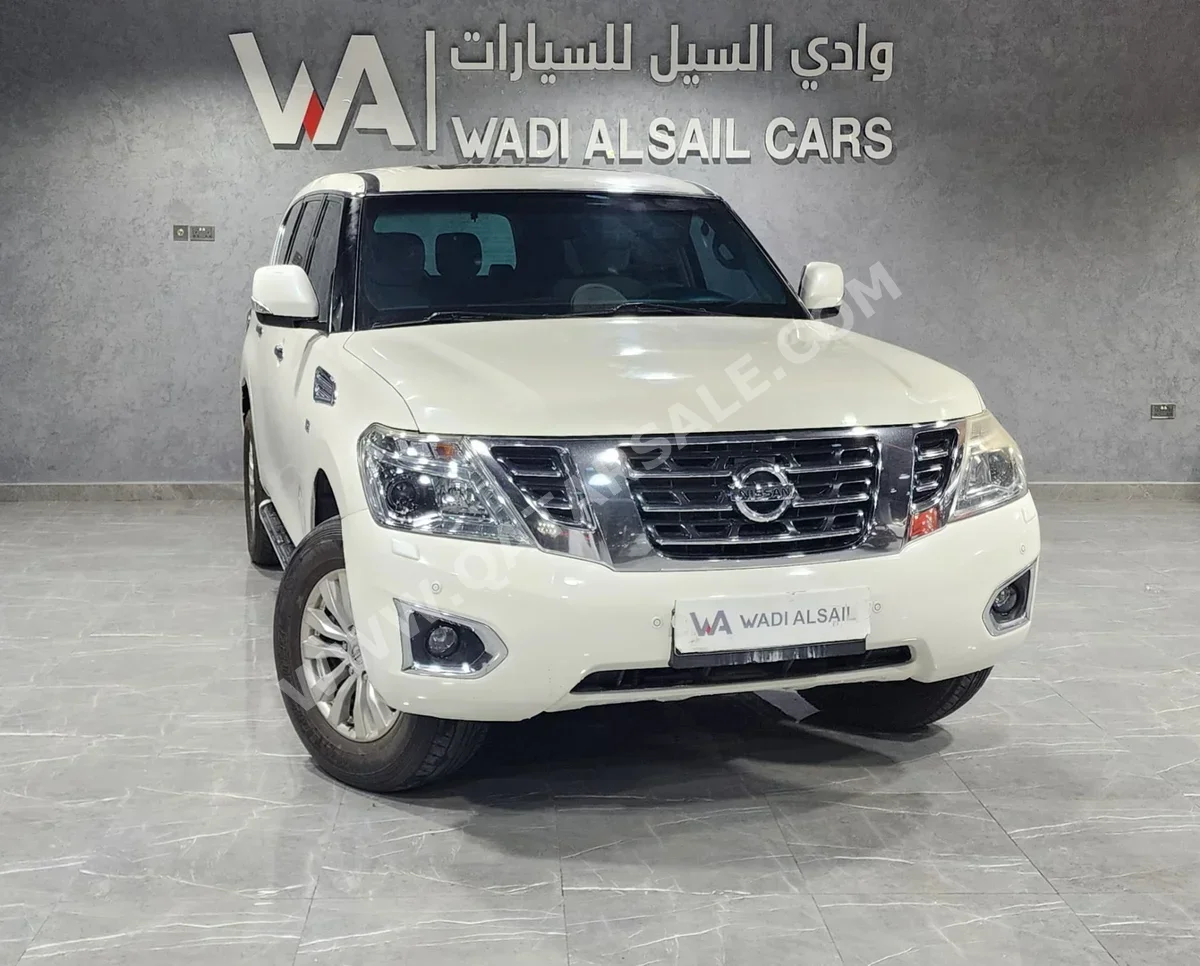 نيسان  باترول  اس اي  2014  اوتوماتيك  302,000 كم  8 سلندر  دفع رباعي  اس يو في  أبيض