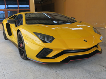 Lamborghini Aventador S 2018 Automatic 69,500 Km 12 Cylinder All Wheel Drive (AWD) Coupe / Sport Yellow