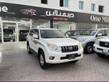 Toyota  Prado  2012  Automatic  275,000 Km  6 Cylinder  Four Wheel Drive (4WD)  SUV  White