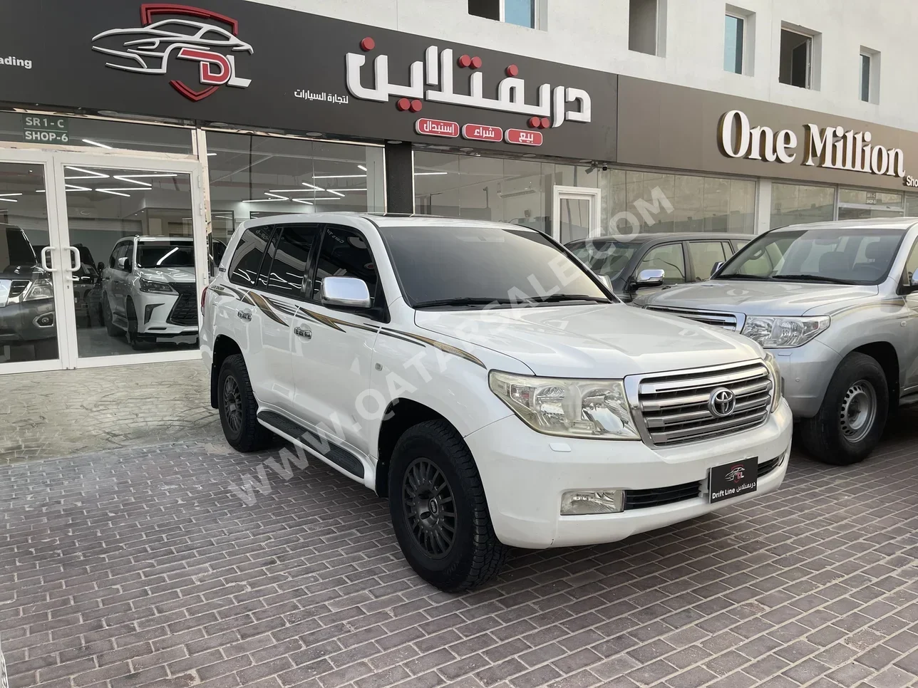 Toyota  Land Cruiser  GXR  2008  Automatic  580,000 Km  8 Cylinder  Four Wheel Drive (4WD)  SUV  White