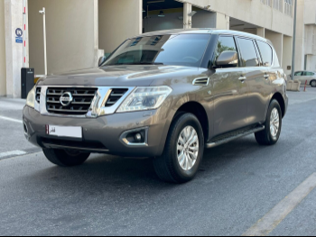 Nissan  Patrol  SE  2014  Automatic  176,000 Km  8 Cylinder  Four Wheel Drive (4WD)  SUV  Gray