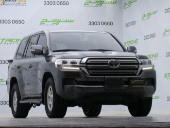 Toyota  Land Cruiser  GXR  2021  Automatic  137,000 Km  6 Cylinder  Four Wheel Drive (4WD)  SUV  Gray