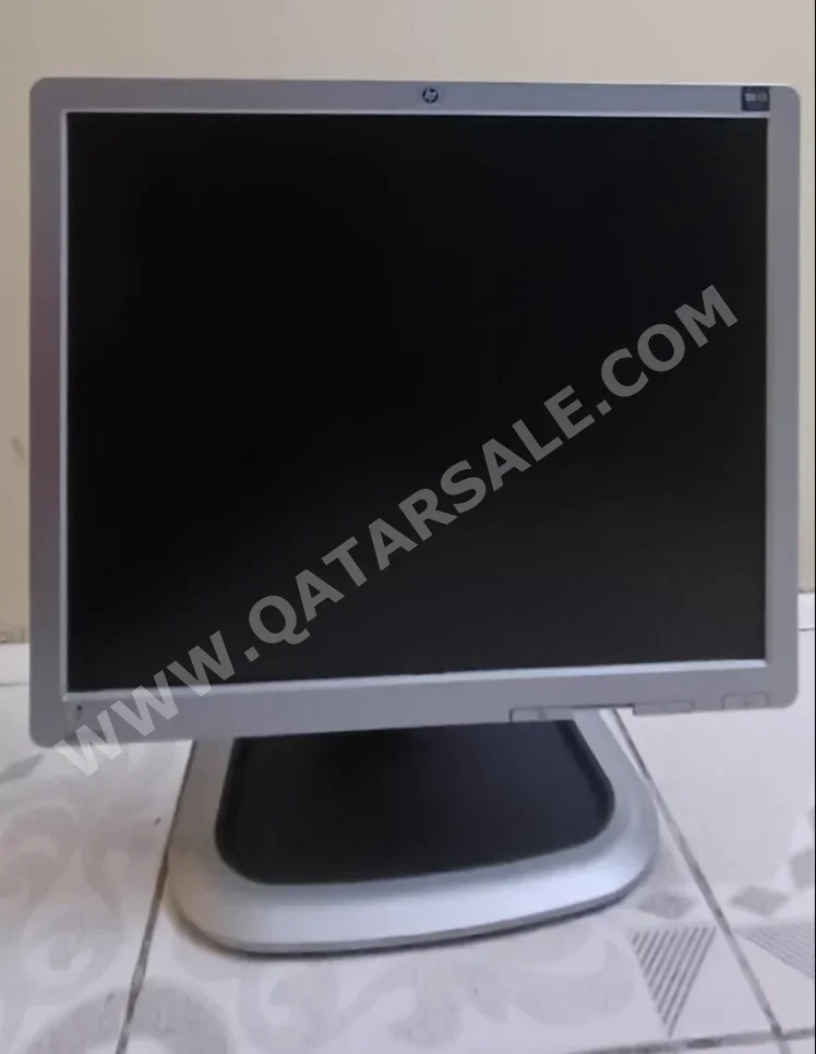 Monitors HP /  19 Inch  Black / Silver  Wide Screen