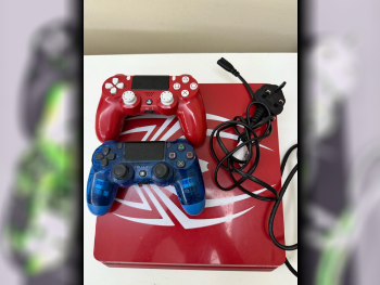 Video Games Consoles - Sony  - PlayStation 4  - 1 TB  -Included Controllers: 2