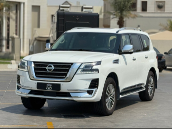 Nissan  Patrol  Platinum  2020  Automatic  121,000 Km  6 Cylinder  Four Wheel Drive (4WD)  SUV  White