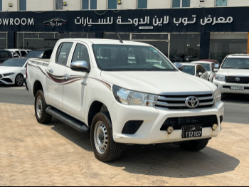 تويوتا  هاي لوكس  2019  اوتوماتيك  127,000 كم  4 سلندر  دفع رباعي  بيكب  أبيض