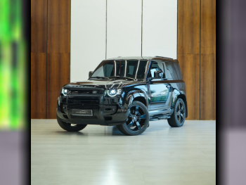 Land Rover  Defender  90 HSE  2023  Automatic  45,494 Km  6 Cylinder  Four Wheel Drive (4WD)  SUV  Black  With Warranty