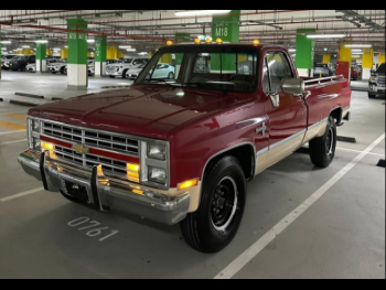 Chevrolet  Pickup  1987  Automatic  68,000 Km  8 Cylinder  Rear Wheel Drive (RWD)  Pick Up  Red