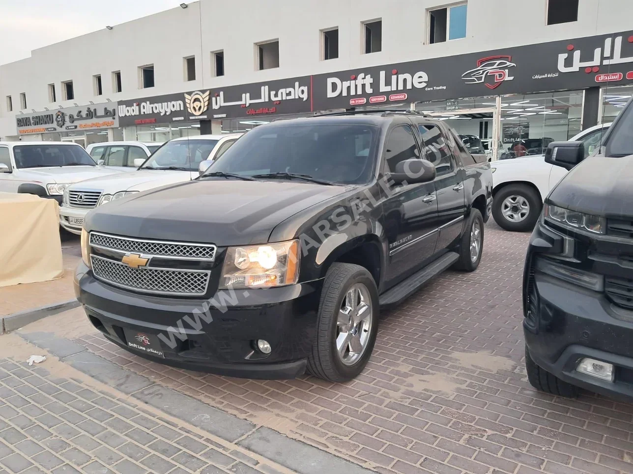 شفروليه  افلانش  2012  اوتوماتيك  183,000 كم  8 سلندر  دفع رباعي  بيكب  أسود