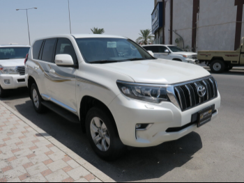 Toyota  Prado  2023  Automatic  87,000 Km  6 Cylinder  Four Wheel Drive (4WD)  SUV  White  With Warranty