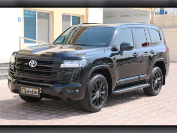 Toyota  Land Cruiser  GXR Twin Turbo  2023  Automatic  30,000 Km  6 Cylinder  Four Wheel Drive (4WD)  SUV  Black  With Warranty