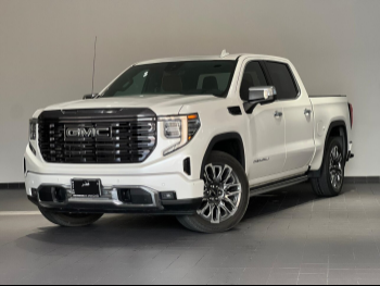 GMC  Sierra  Denali  2024  Automatic  54,600 Km  8 Cylinder  Four Wheel Drive (4WD)  Pick Up  White  With Warranty