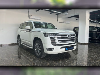 Toyota  Land Cruiser  GXR  2025  Automatic  0 Km  6 Cylinder  Four Wheel Drive (4WD)  SUV  White  With Warranty