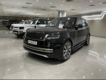 Land Rover  Range Rover  Vogue  2024  Automatic  35,000 Km  8 Cylinder  Four Wheel Drive (4WD)  SUV  Black  With Warranty