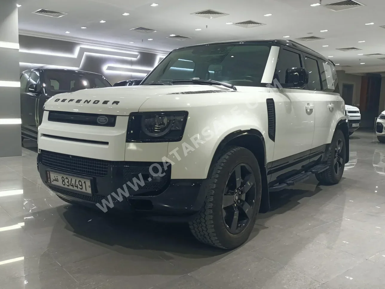 Land Rover  Defender  110 SE  2020  Automatic  155,000 Km  6 Cylinder  Four Wheel Drive (4WD)  SUV  White  With Warranty