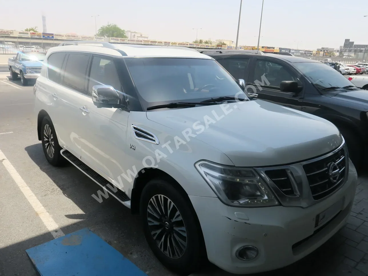 Nissan  Patrol  Platinum  2016  Automatic  248,000 Km  8 Cylinder  Four Wheel Drive (4WD)  SUV  White