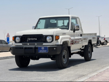 Toyota  Land Cruiser  LX  2025  Manual  0 Km  6 Cylinder  Four Wheel Drive (4WD)  Pick Up  White  With Warranty