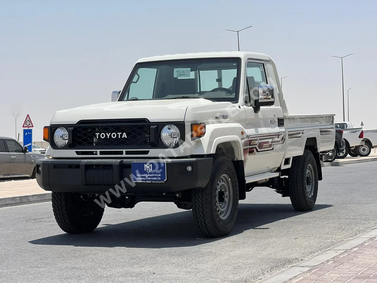 Toyota  Land Cruiser  LX  2025  Manual  0 Km  6 Cylinder  Four Wheel Drive (4WD)  Pick Up  White  With Warranty