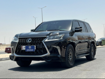 لكزس  ال اكس  570 اس  2017  اوتوماتيك  165,000 كم  8 سلندر  دفع رباعي  اس يو في  أسود
