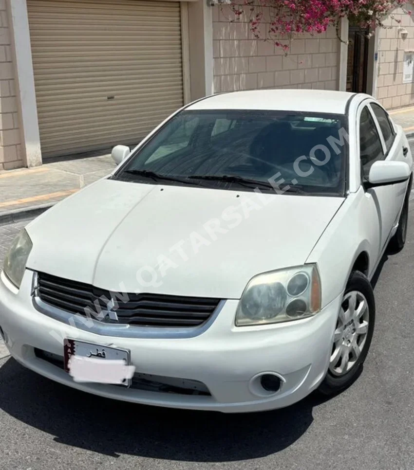 متسوبيشي  غالانت  2007  اوتوماتيك  92,000 كم  4 سلندر  سحب امامي  سيدان  أبيض  تحت الضمان