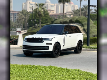 Land Rover  Range Rover  Vogue HSE  2023  Automatic  9,000 Km  8 Cylinder  Four Wheel Drive (4WD)  SUV  White  With Warranty