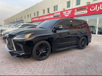 Lexus  LX  570 S Black Edition  2019  Automatic  123,000 Km  8 Cylinder  Four Wheel Drive (4WD)  SUV  Black
