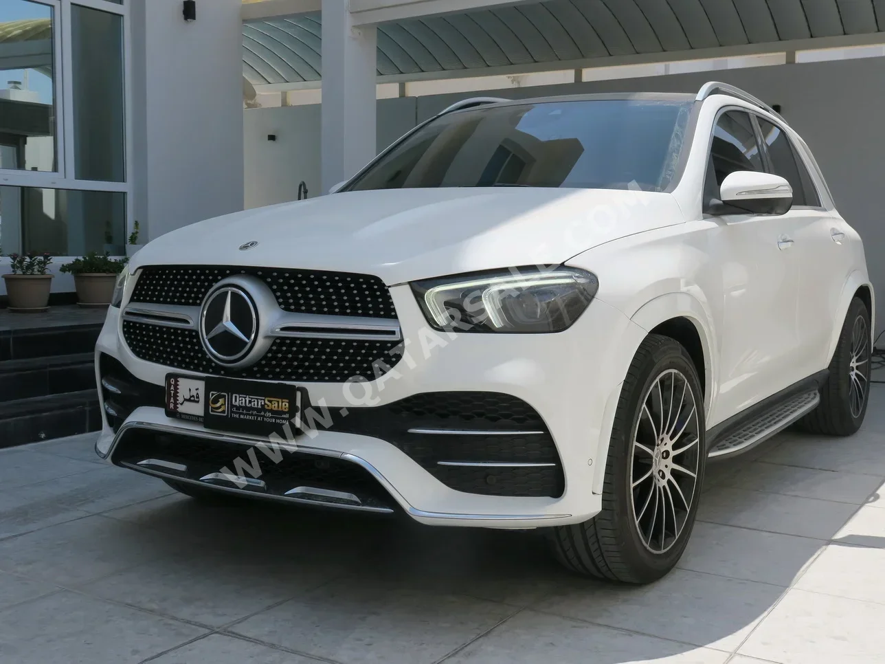 Mercedes-Benz  GLE  450 AMG  2022  Automatic  69,000 Km  6 Cylinder  Four Wheel Drive (4WD)  SUV  White  With Warranty