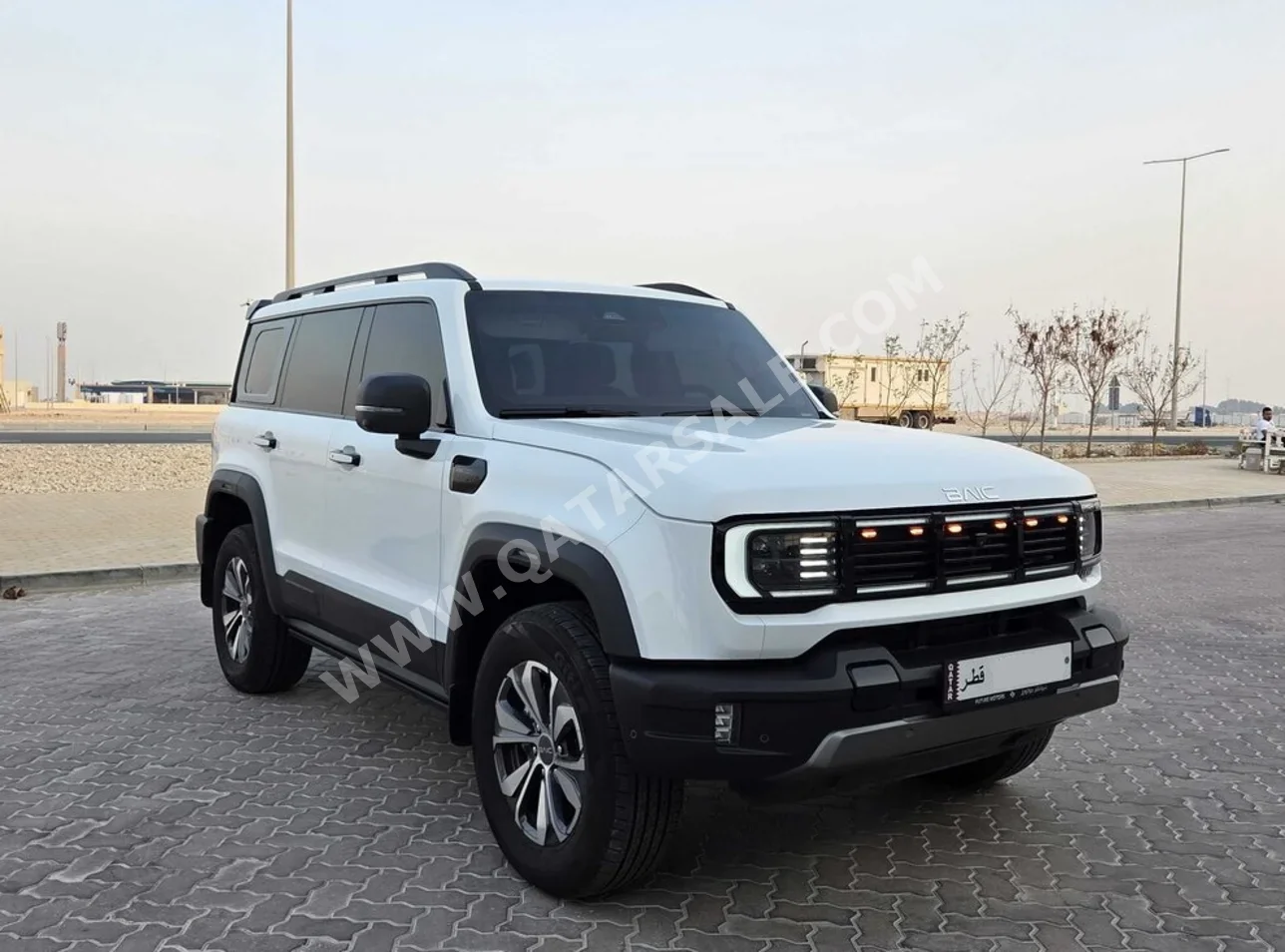 BAIC  BJ40 PRO  2026  Automatic  6,500 Km  4 Cylinder  Four Wheel Drive (4WD)  SUV  White  With Warranty