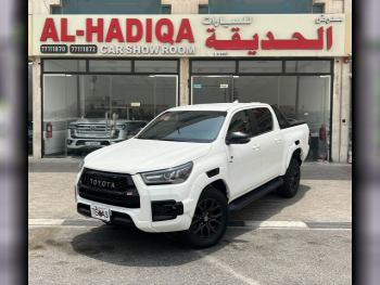 Toyota  Hilux  GR Sport  2022  Automatic  67,000 Km  6 Cylinder  Four Wheel Drive (4WD)  Pick Up  White