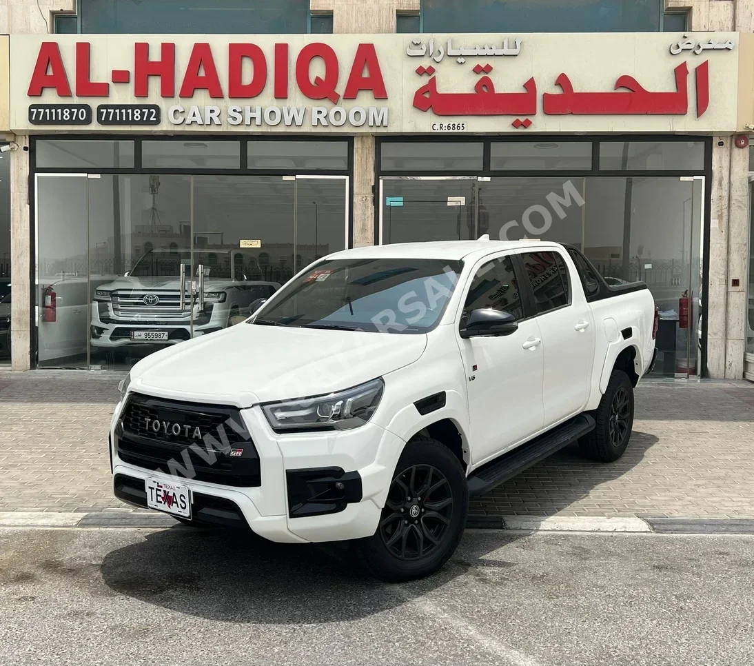 Toyota  Hilux  GR Sport  2022  Automatic  67,000 Km  6 Cylinder  Four Wheel Drive (4WD)  Pick Up  White