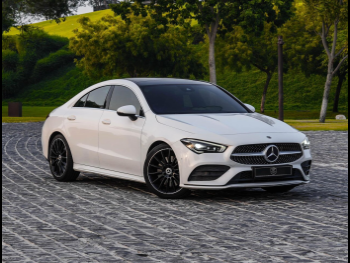 Mercedes-Benz  CLA  250  2020  Automatic  60,000 Km  4 Cylinder  Rear Wheel Drive (RWD)  Sedan  White