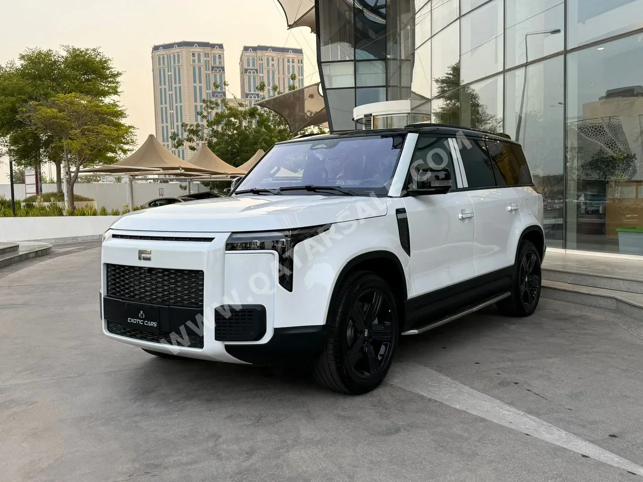 Rox Motor  Jishi  01  2025  Automatic  0 Km  4 Cylinder  Four Wheel Drive (4WD)  SUV  White  With Warranty