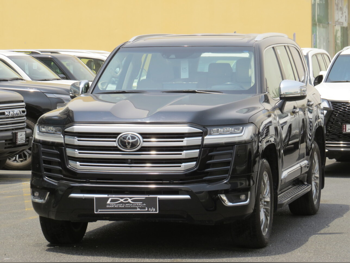 تويوتا  لاند كروزر  في اكس ار توين توربو  2023  اوتوماتيك  87,000 كم  6 سلندر  دفع رباعي  اس يو في  أسود  تحت الضمان