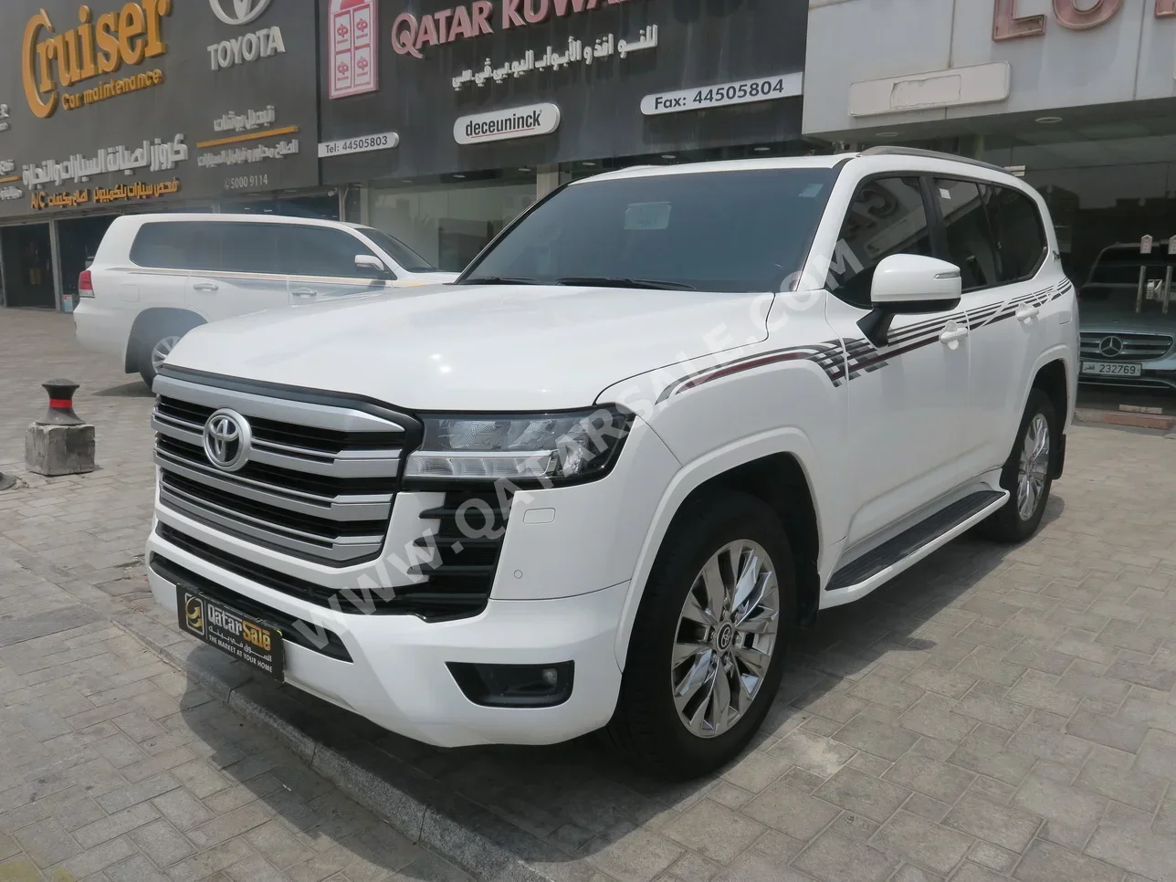 Toyota  Land Cruiser  GXR Twin Turbo  2022  Automatic  140,000 Km  6 Cylinder  Four Wheel Drive (4WD)  SUV  White