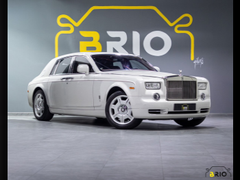 Rolls-Royce  Phantom  2010  Automatic  20,000 Km  12 Cylinder  All Wheel Drive (AWD)  Sedan  Silver