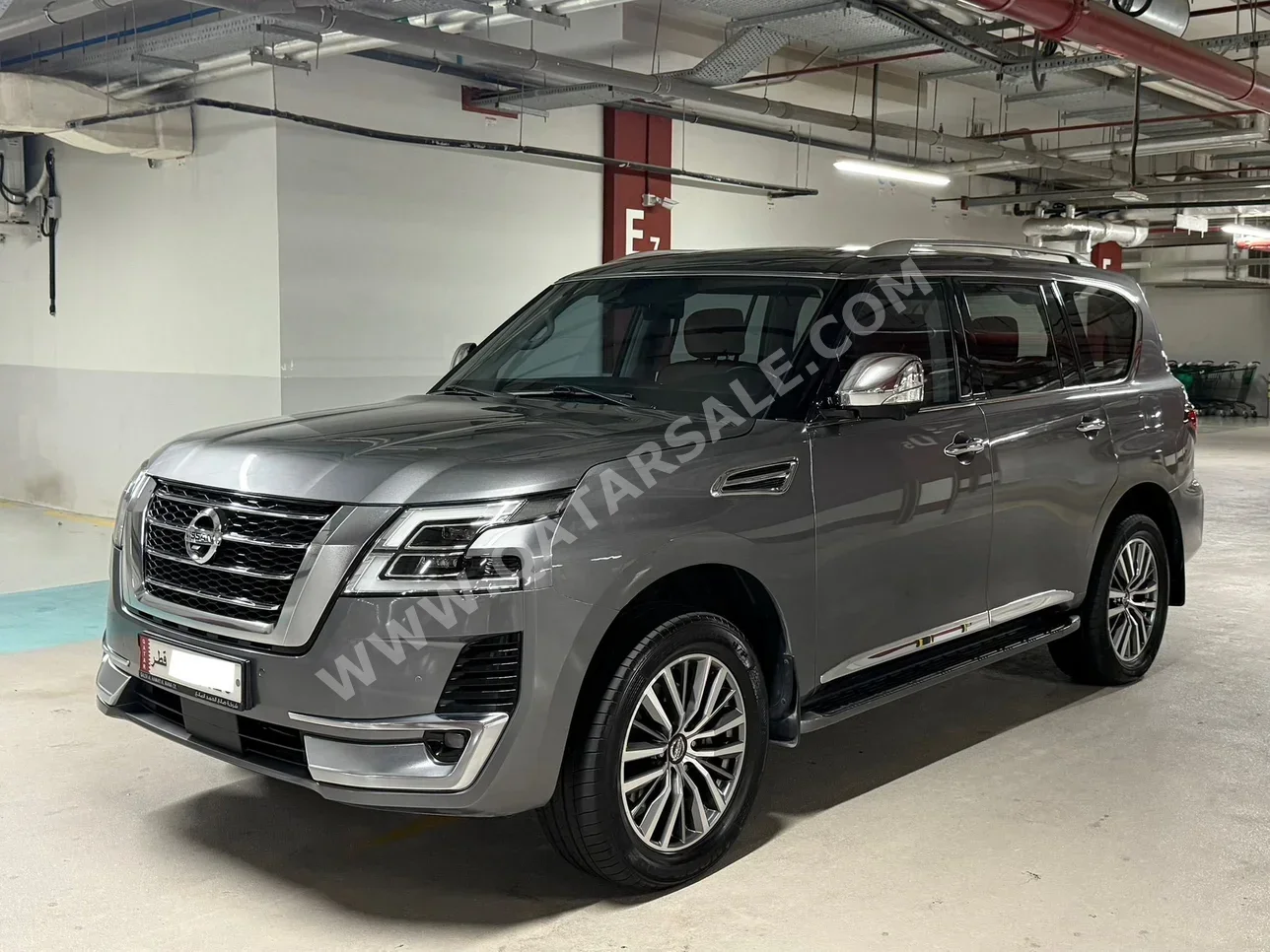 Nissan  Patrol  Platinum  2021  Automatic  125,000 Km  6 Cylinder  Four Wheel Drive (4WD)  SUV  Gray
