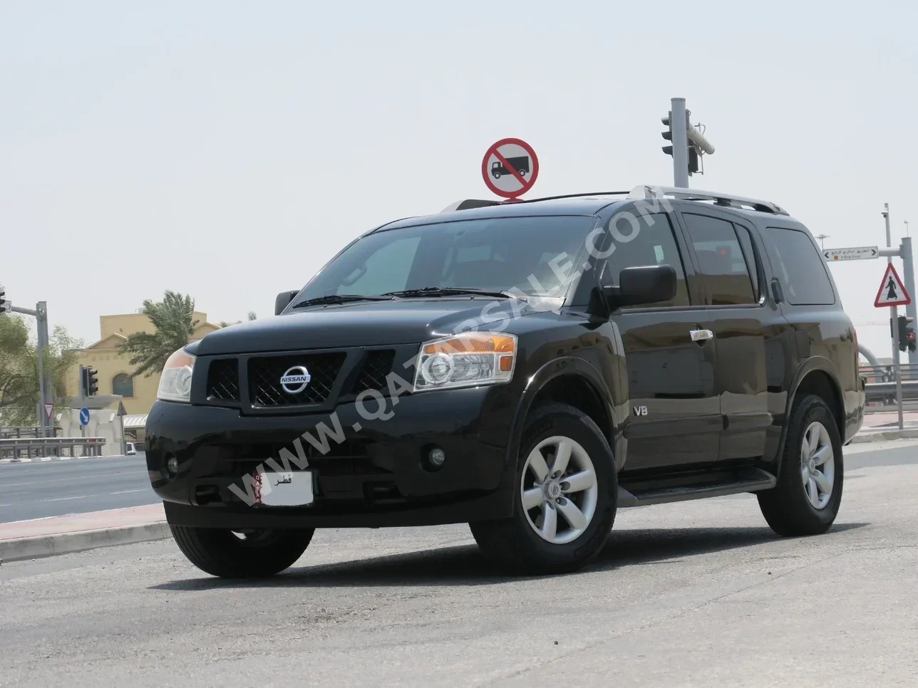 Nissan  Armada  2015  Automatic  144,000 Km  8 Cylinder  Four Wheel Drive (4WD)  SUV  Black