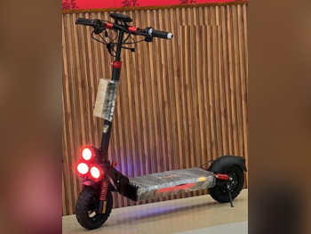Scooters Electric Scooter  - Black  - Foldable