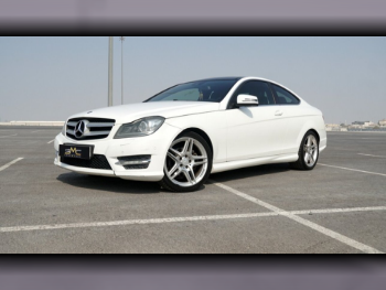 Mercedes-Benz  C-Class  250 AMG  2014  Automatic  17,000 Km  4 Cylinder  Rear Wheel Drive (RWD)  Coupe / Sport  White