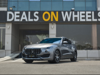 Maserati  Levante  S  2017  Automatic  100,000 Km  6 Cylinder  All Wheel Drive (AWD)  SUV  Gray