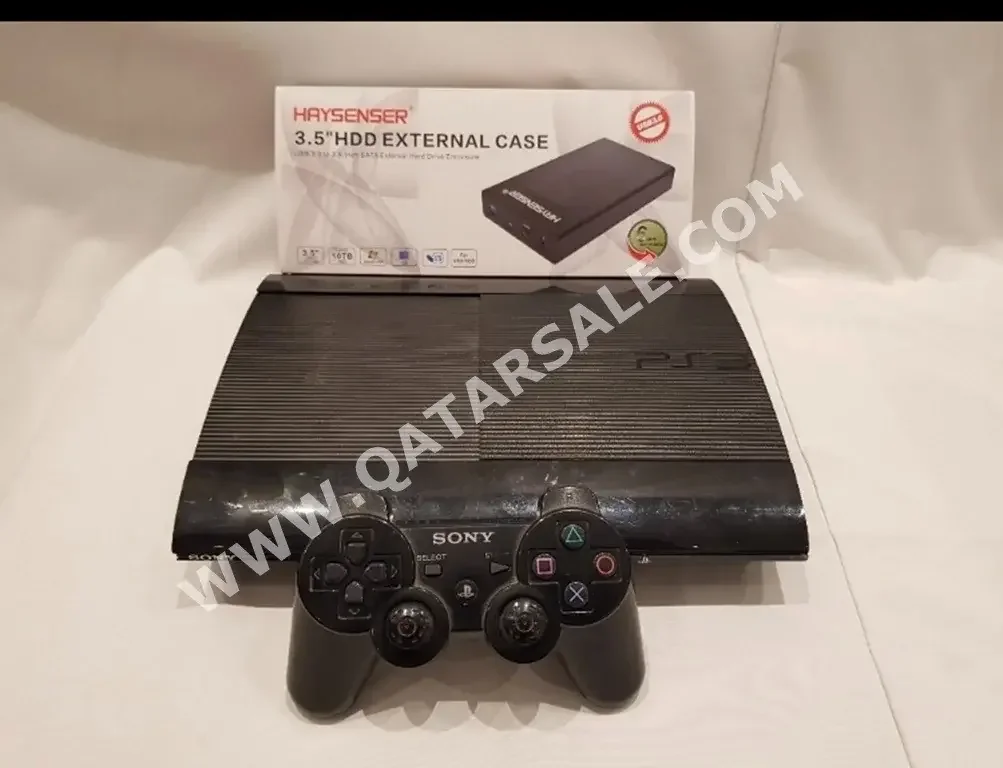 Video Games Consoles - Sony  - PlayStation 3  - 1 TB  -Included Controllers: 1